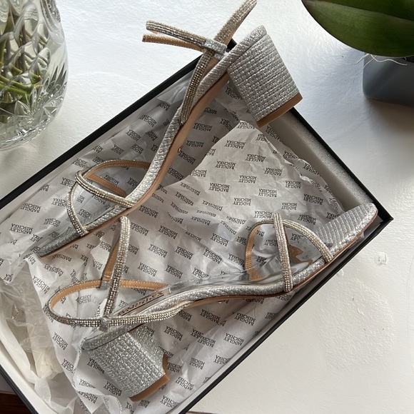 Badgley Mischka Ultima Block Heels - Picture 11 of 15